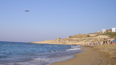 Καθαρές ακτές Κρήτης και Ρόδου